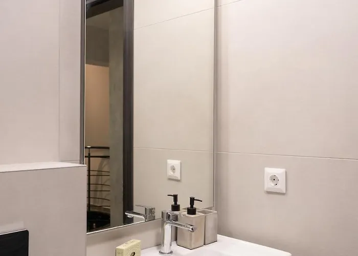 Elia Loft Apartment *